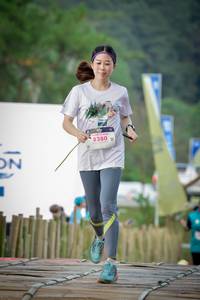 BIB: 8280
                            <button type="button" onclick="openModal(19220064)" class="btn btn-primary btn-sm float-right btn-popup" data-toggle="modal" data-target=".modal-high-quality">
                        <i class="fas fa-shopping-cart"></i> Add to Cart
                    </button>
                                            <button type="button" onclick="isThisMe(19220064, true)" class="btn btn-success btn-sm float-right btn-popup btn-isme hidden" data-toggle="tooltip" data-placement="bottom" title="นี่คือรูปของคุณใช่ไหม คลิกที่นี่เพื่อเอาเข้าอัลบั้ม">
                        <i class="fas fa-plus"></i> Add to album
                    </button>
                    <button type="button" onclick="isThisMe(19220064, false)" class="btn btn-warning btn-sm float-right btn-popup btn-isnotme hidden">
                        <i class="fas fa-ban"></i> Remove from album
                    </button>